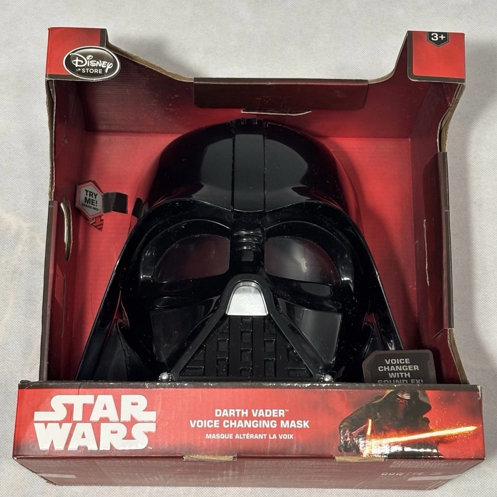 Star Wars Darth Vader Black Mask with Voice Feature
